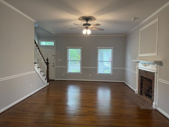 Foto del edificio - Price recently reduced! Beautiful home near downtown New Bern