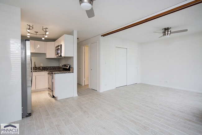 Building Photo - 909 Kahuna Ln