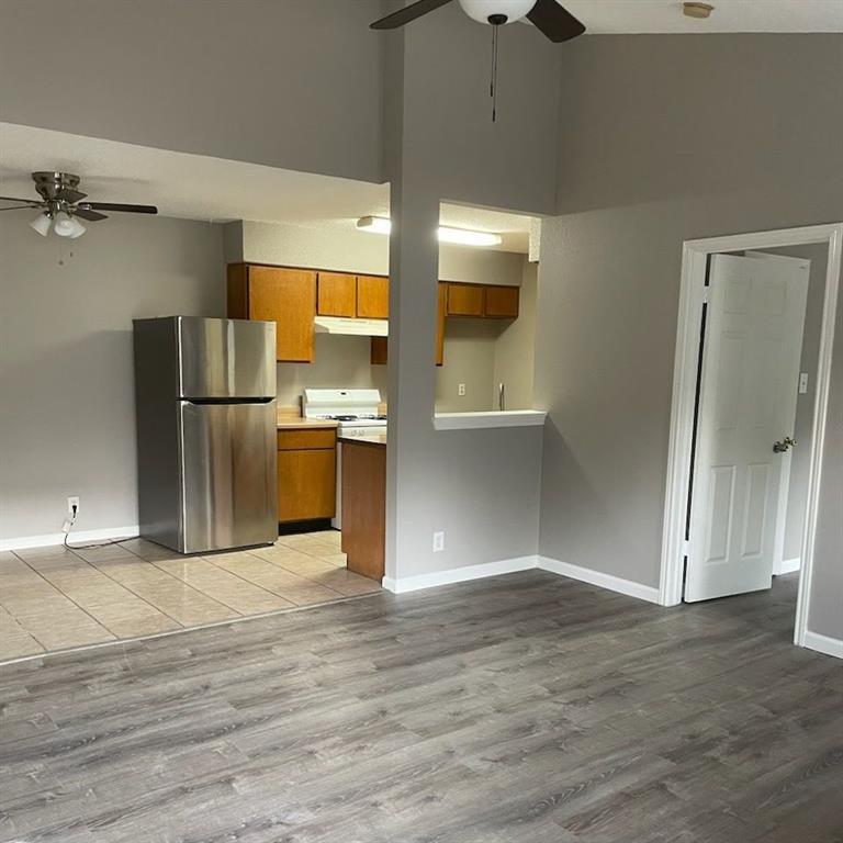 Foto principal - 1903 1/2 Margalene Way