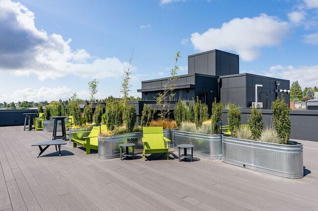 Interior Photo - The Grove Ballard