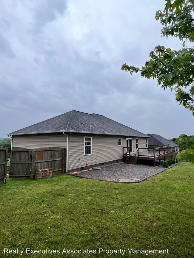 Building Photo - 3 br, 2 bath House - 235 Jessie Lane