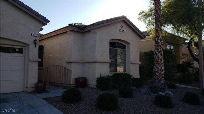 Foto del edificio - 10717 Refectory Ave