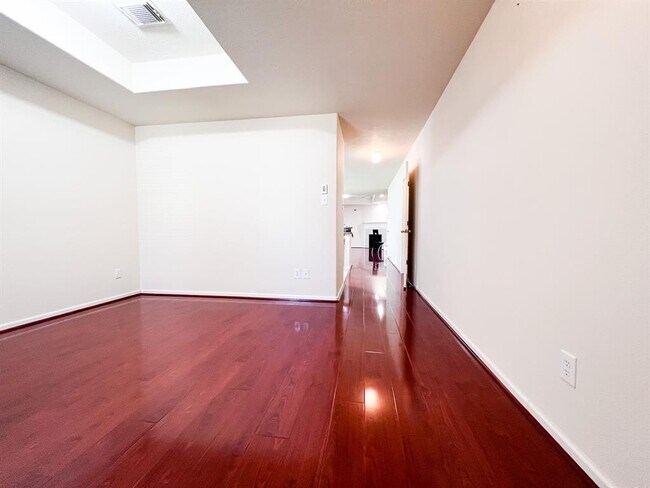 Foto del edificio - 10322 Ravenwood View Ln