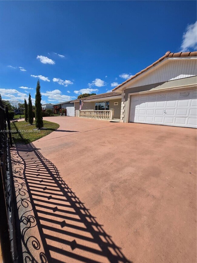 Foto del edificio - 10805 SW 165th Terrace