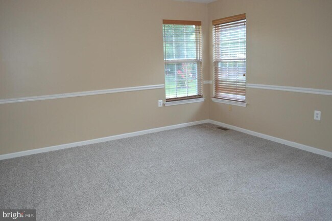 Building Photo - 104 Sage Trail