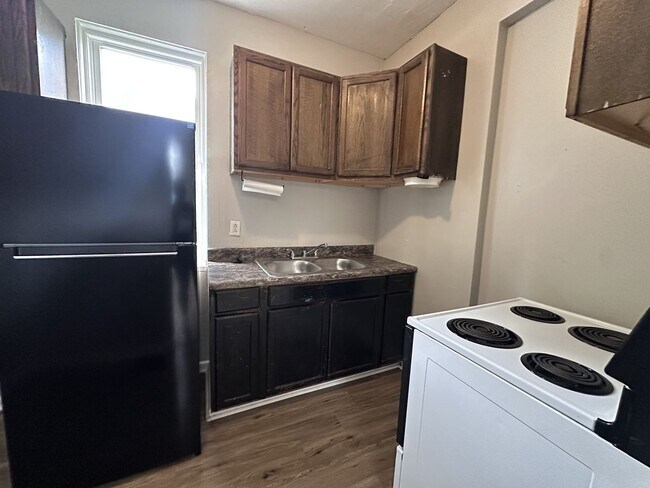Foto del edificio - Charming 2-Bedroom Home in Ambridge – Convenient Location!