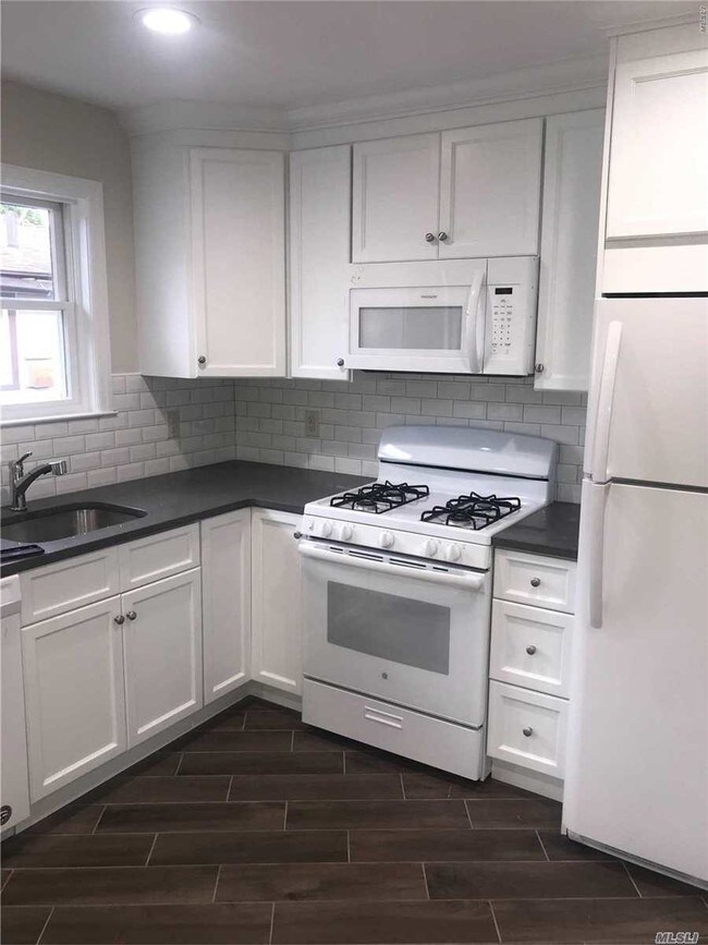 Building Photo - 145-38 Arlington Terrace