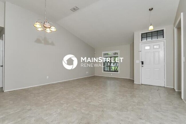 Building Photo - 3 Bedroom Pet-Friendly Home in Riverview, FL with Main Street Renewal