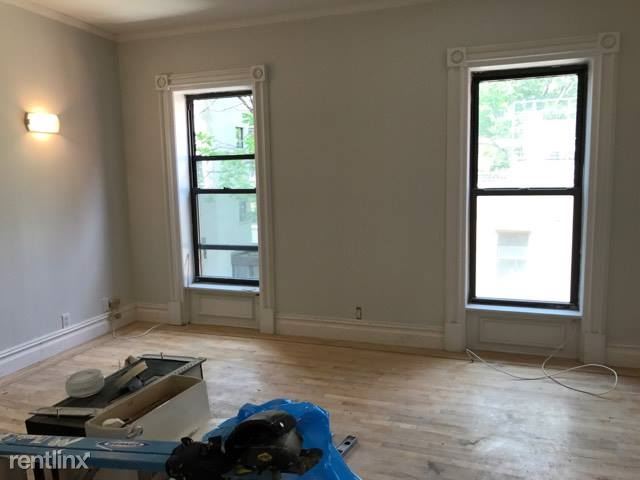 Primary Photo - 860 Lexington Ave