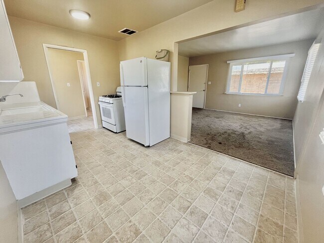 Foto del edificio - ***Move in Special***Normal Heights Duplex...