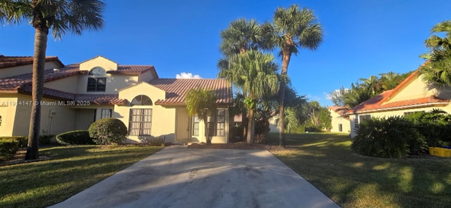 Foto del edificio - 10295 Hidden Springs Ct