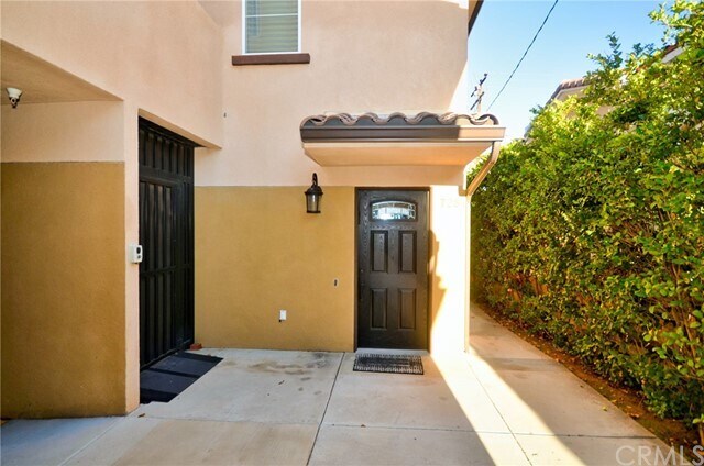 Foto del edificio - 920 E Valley Blvd