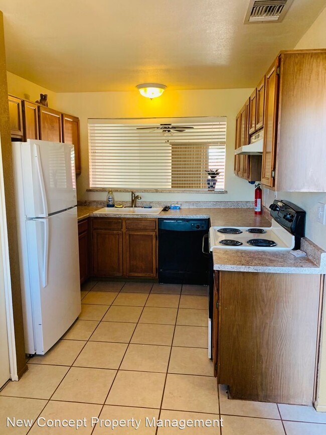 Foto del edificio - 3 br, 2.5 bath House - 2608 W Ironcrest Rd