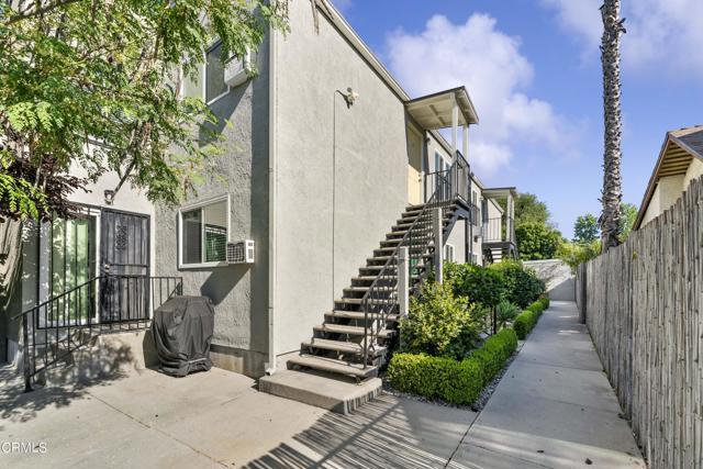 Building Photo - 1037 Emerson St
