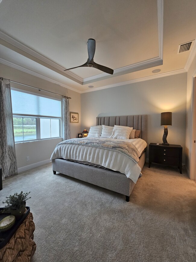 Building Photo - 9007 St Lucia Dr