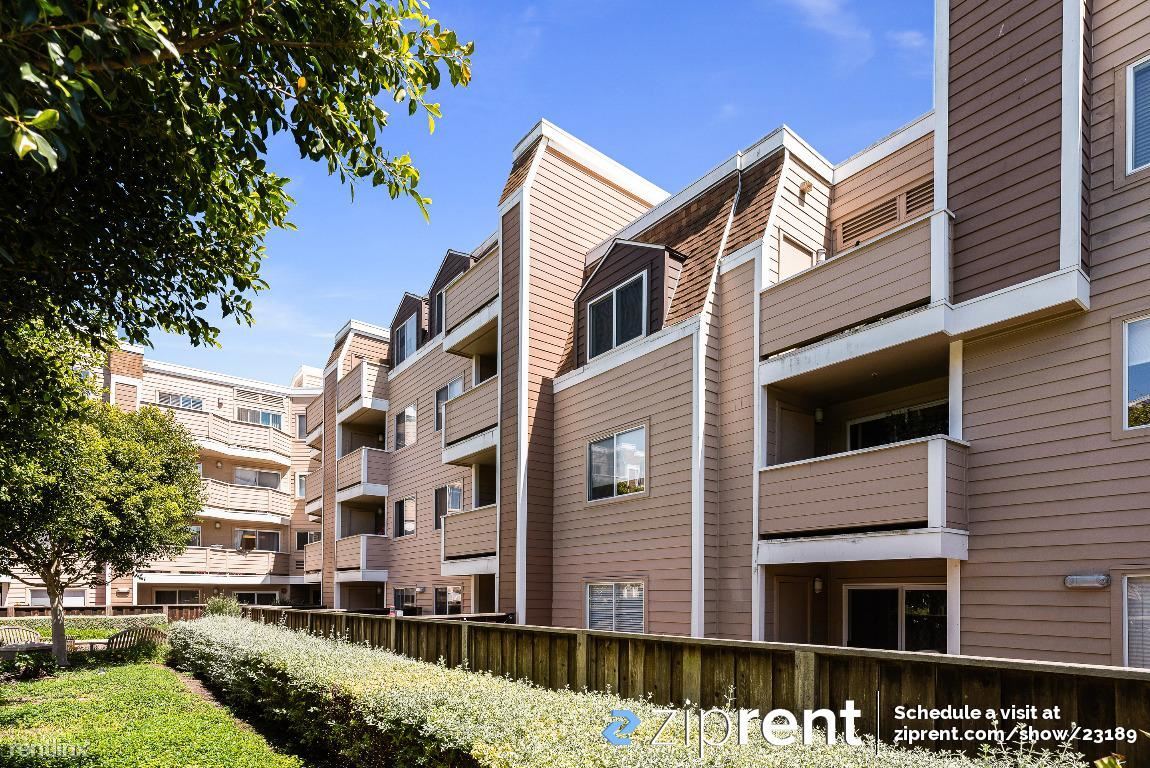Primary Photo - 1 br, 1 bath Condo - 6400 Christie Ave, Em...