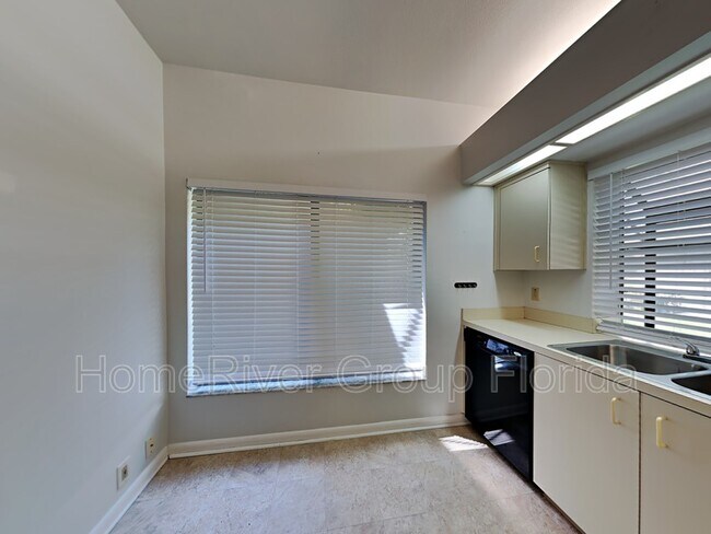 Foto del edificio - 3001 Landmark Blvd