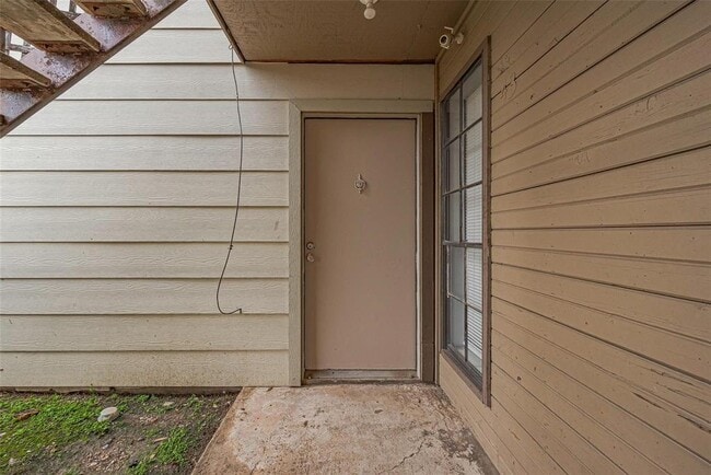 Foto del edificio - 9090 S Braeswood Blvd