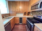 Primary Photo - 965 Prospect St