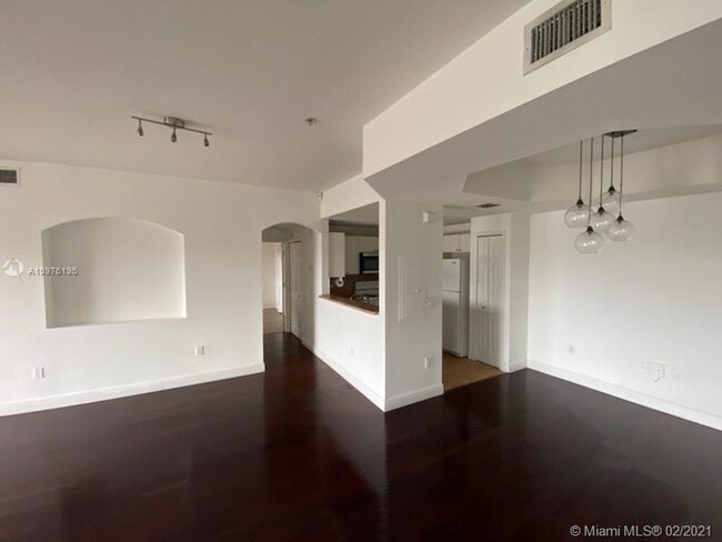 Foto del edificio - 6540 NW 114th Ave