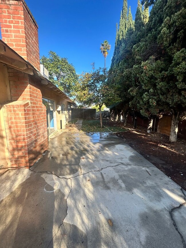 Foto del edificio - Single Story Home