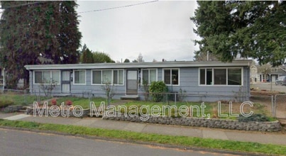 Building Photo - 6307 SE 72nd Ave Building Photo - 6307 SE 72nd Ave