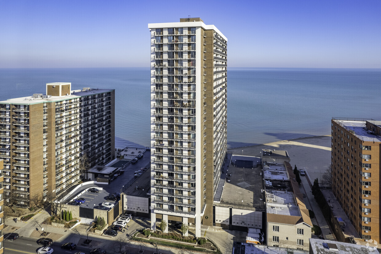 Foto principal - Thorndale Beach South Condominiums