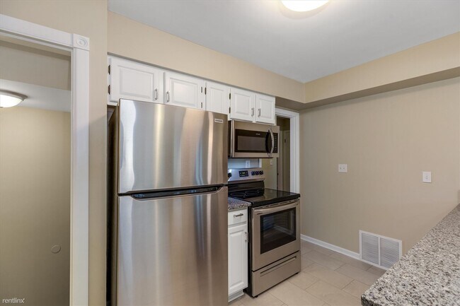 Foto del edificio - 4 br, 3 bath House - 1407 Whitcomb Avenue