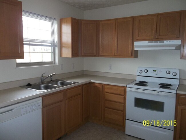 Foto del edificio - Pebblebrook Apartments 109