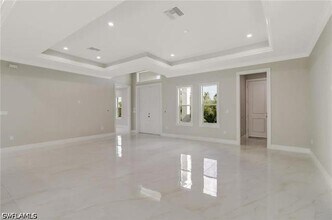 Building Photo - 4383 Randall Blvd