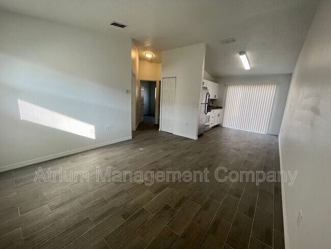Foto del edificio - 4610 Audrey Ln
