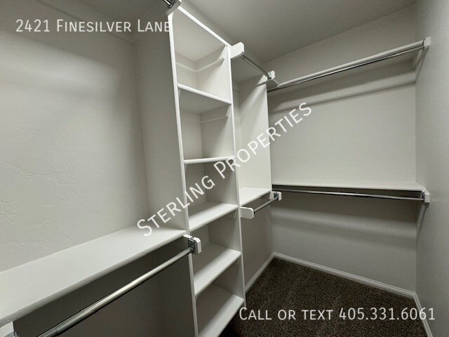 Building Photo - 2421 Finesilver Ln