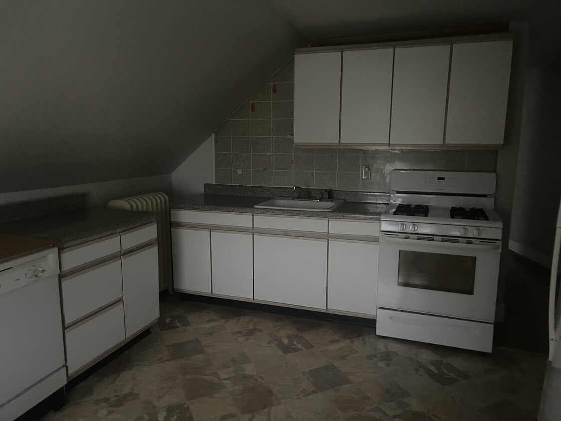 Foto principal - 85 Maplewood Ave
