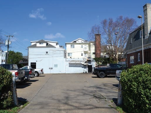 Building Photo - 747-749 W Princess Anne Rd