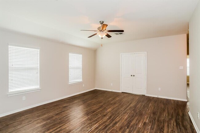 Building Photo - 3410 Bainbridge Hill Ln