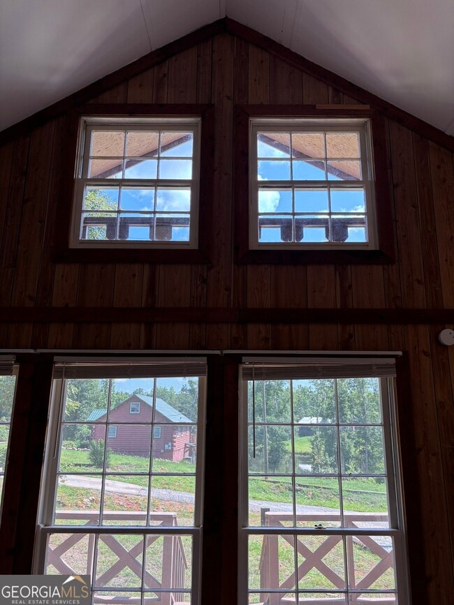 Building Photo - 23 Cherokee Resort Rd