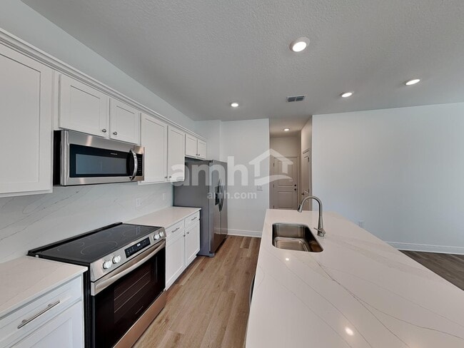 Foto del edificio - 5313 Boulder Crk Cv