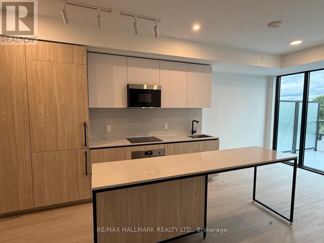 Photo du bâtiment - 699 Sheppard Ave E