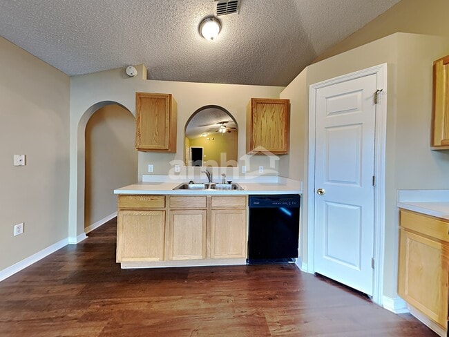 Building Photo - 6679 Gentle Oaks Dr W