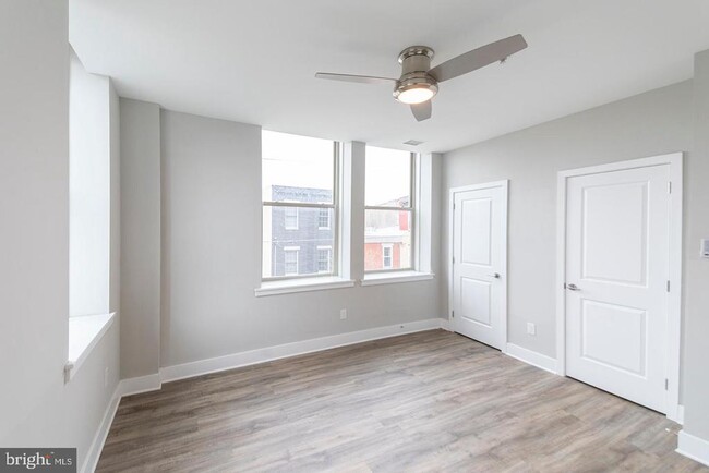 Building Photo - 1607 Catharine St