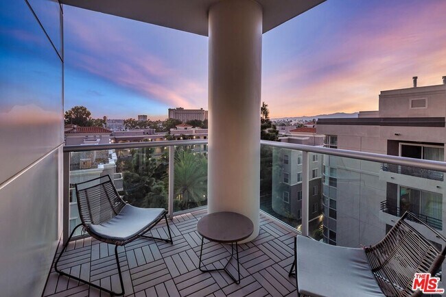 Foto del edificio - 13700 Marina Pointe Dr