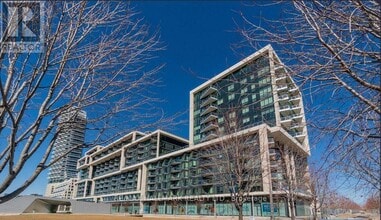 Building Photo - 15 Merchants' Wharf