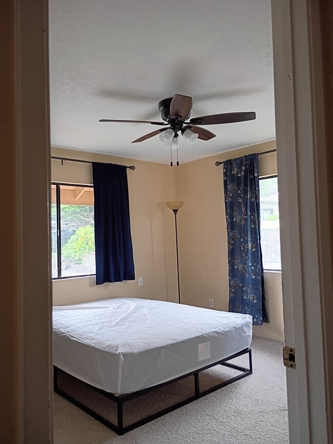 Building Photo - 77-6474-6474 Kilohana St