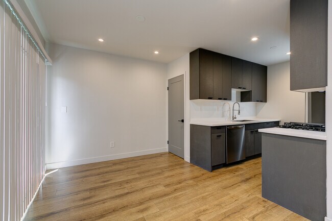 Foto del edificio - 3107 S Canfield Ave