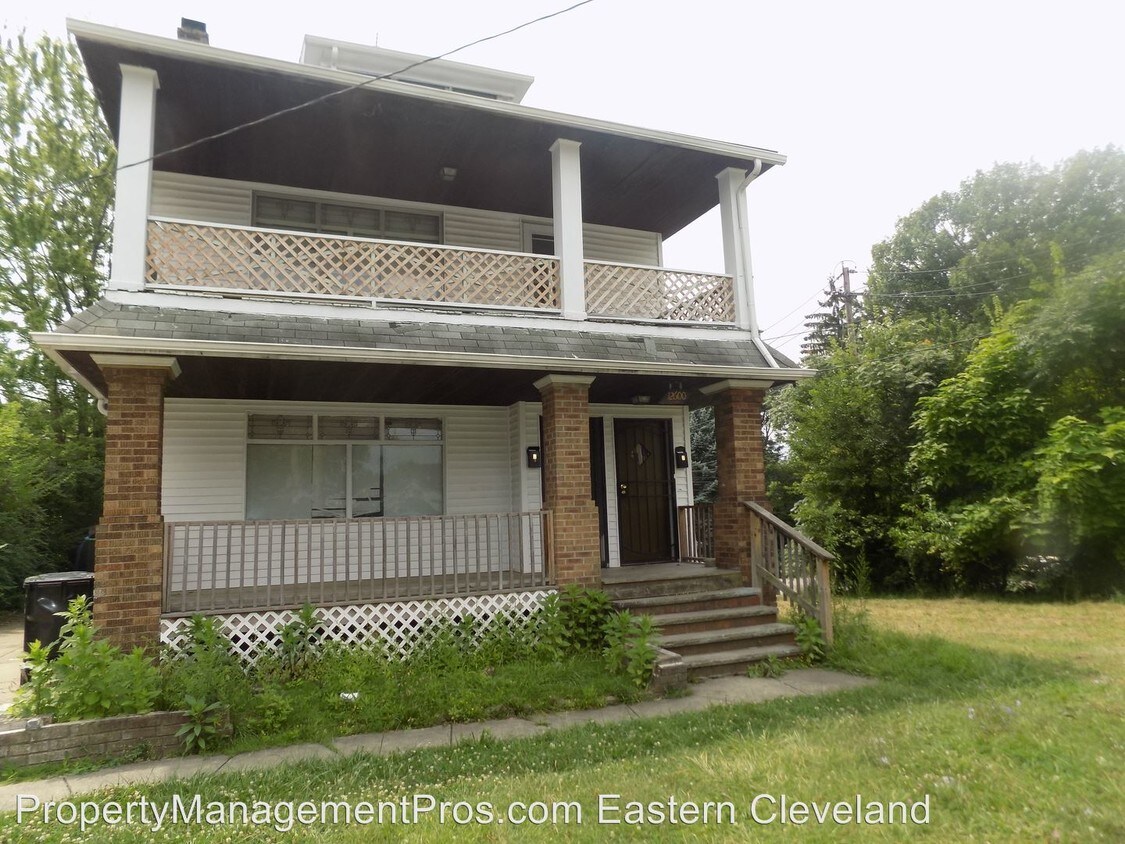 Primary Photo - 2 br, 1 bath House - 12600 Beachwood Ave.
