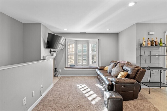 Foto del edificio - 709 Gazebo Cir