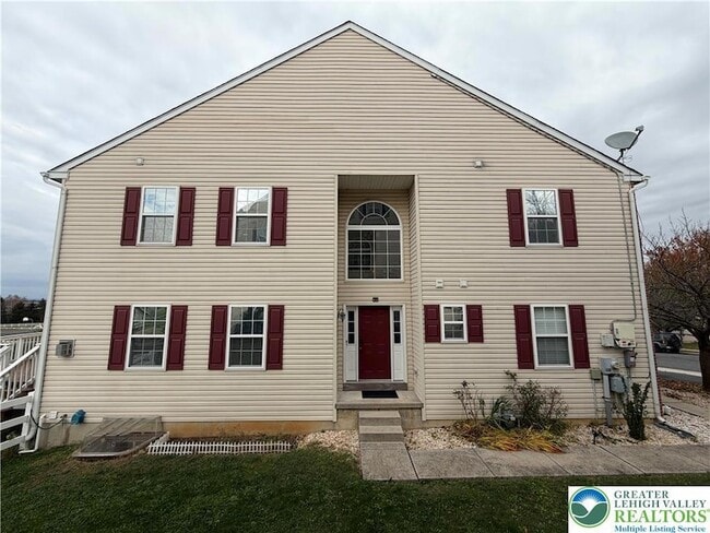 Building Photo - 7109 Hunt Dr