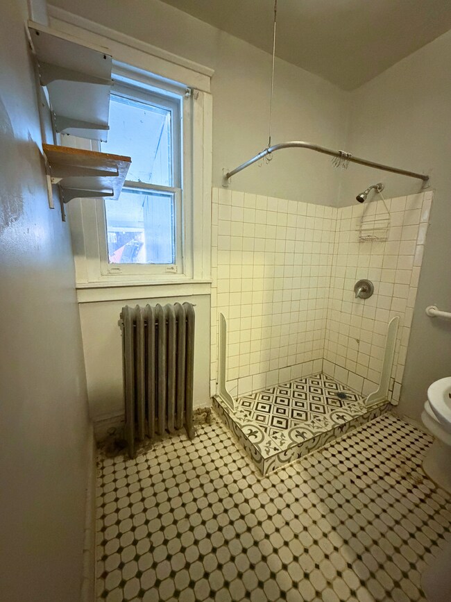 Foto del edificio - 147 W Buttonwood St