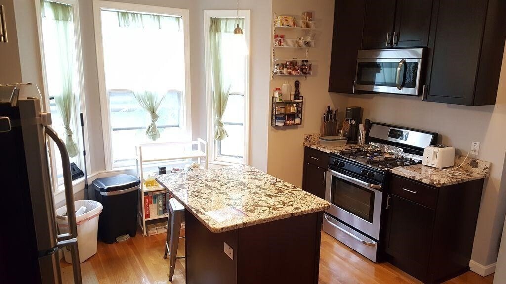 20 Pinckney St Unit 1, Somerville, MA 02145 Apartments in Somerville