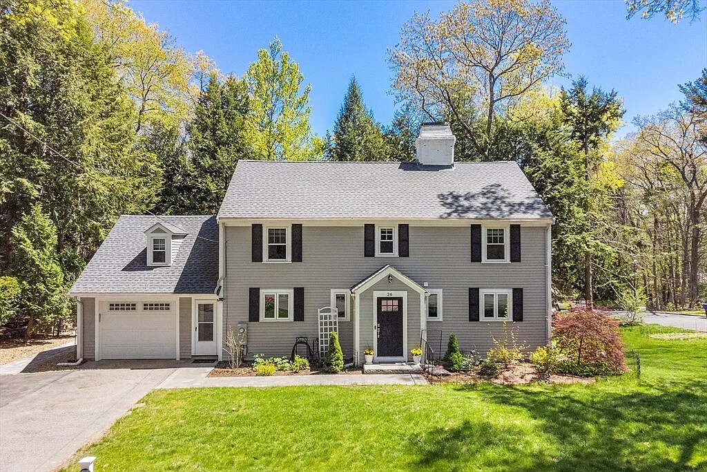 Photo - 26 Woodridge Rd (Wellesley, MA)